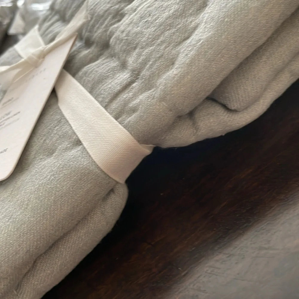 Pottery Barn Euro Willow Sham/Cotton Linen Reversible, NWOT